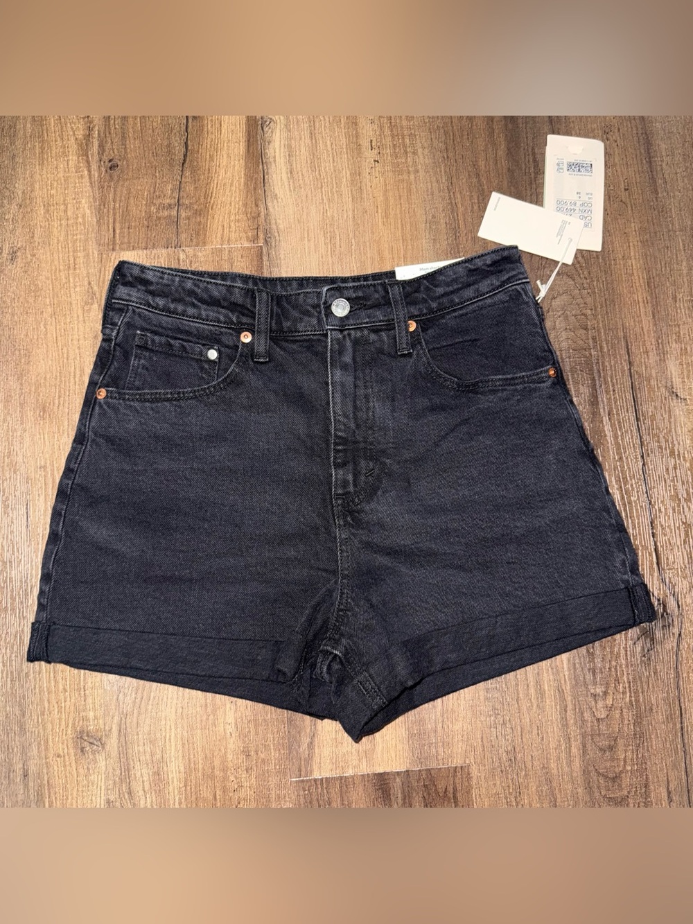 NWT H&M &DENIM Ultra High Waist Mom Denim Shorts - Washed Black - Women’s Size 6